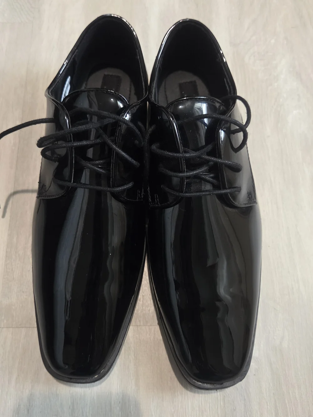 Joseph Abboud Men's Patent Leather Tuxedo Dress Shoes - Size M - Worn Once .